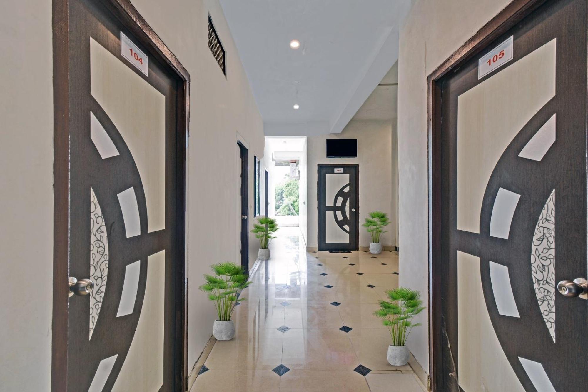 Hotel O Padharo Saa Udaipur Esterno foto
