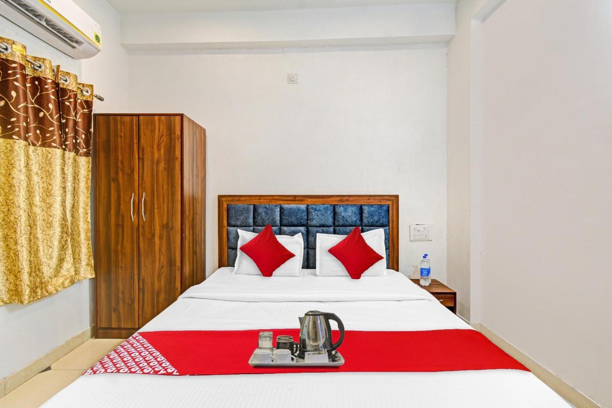 Hotel O Padharo Saa Udaipur Esterno foto