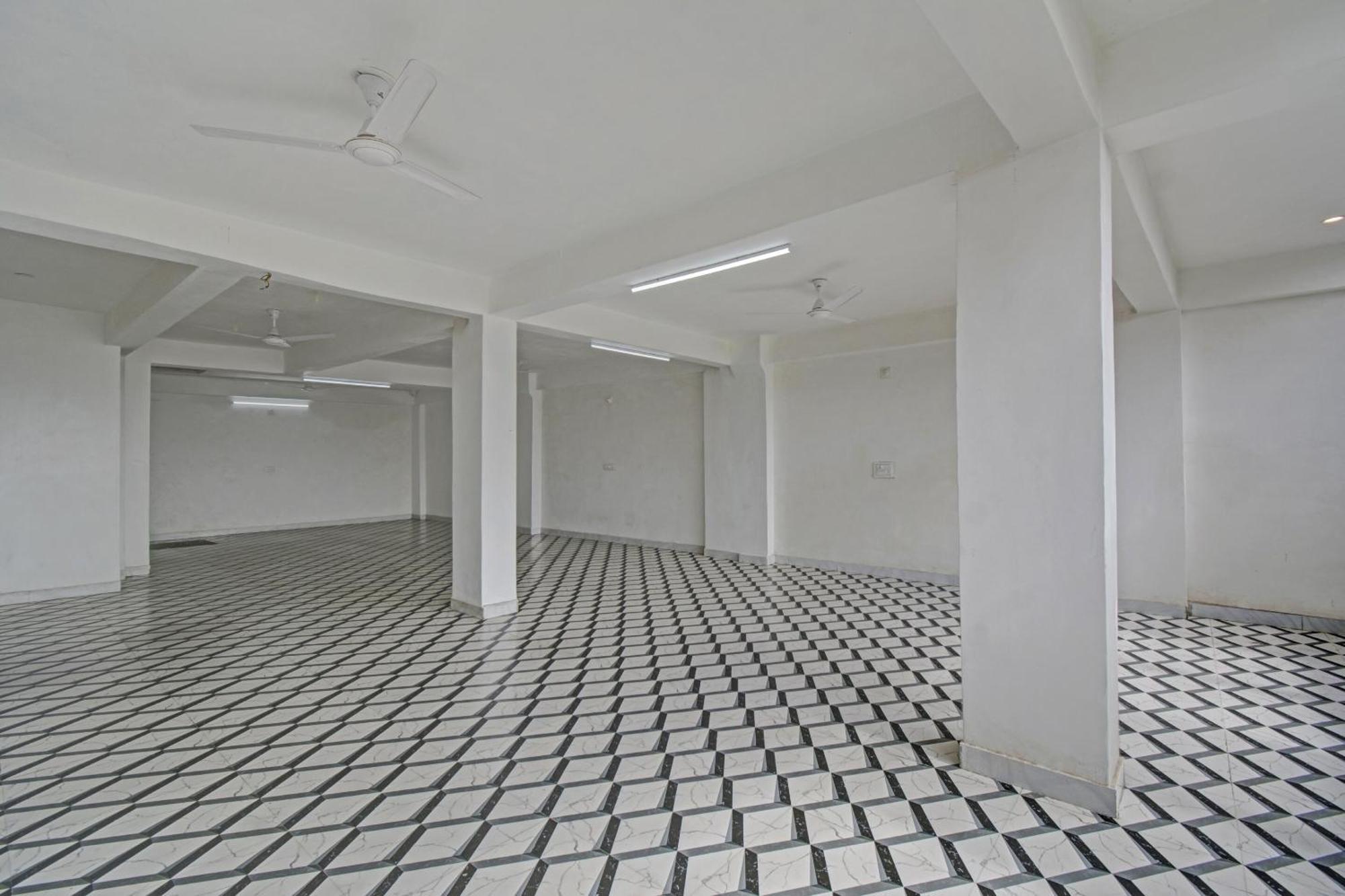 Hotel O Padharo Saa Udaipur Esterno foto