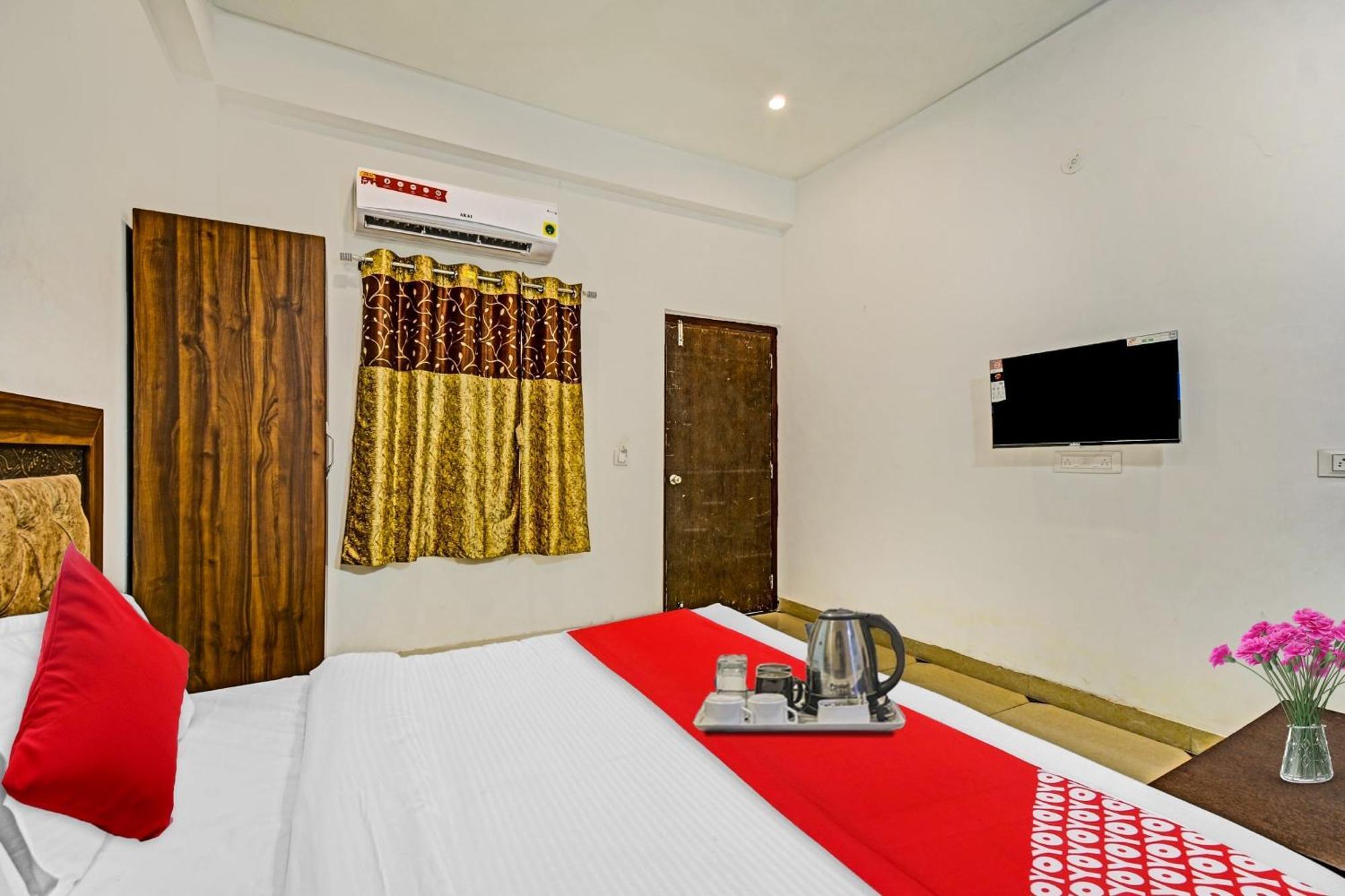 Hotel O Padharo Saa Udaipur Esterno foto